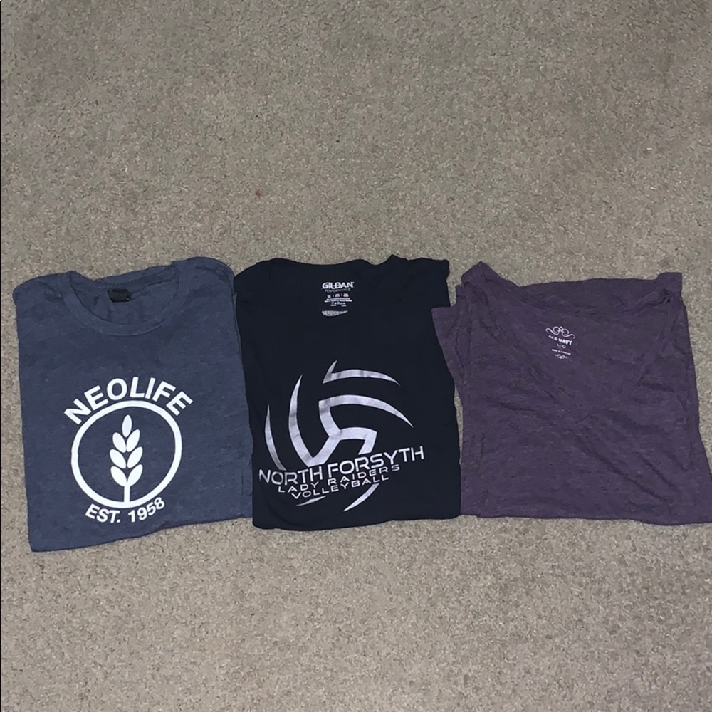Lot of three L T-shirts